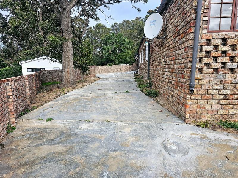 3 Bedroom Property for Sale in Mossel Bay Central Western Cape